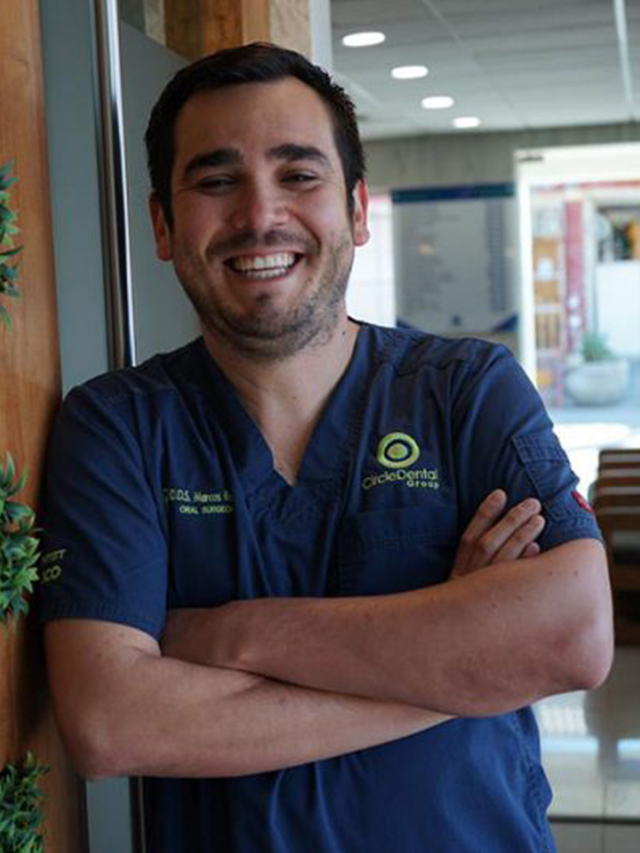 circle-dental-implants-dds-marcos-bazua